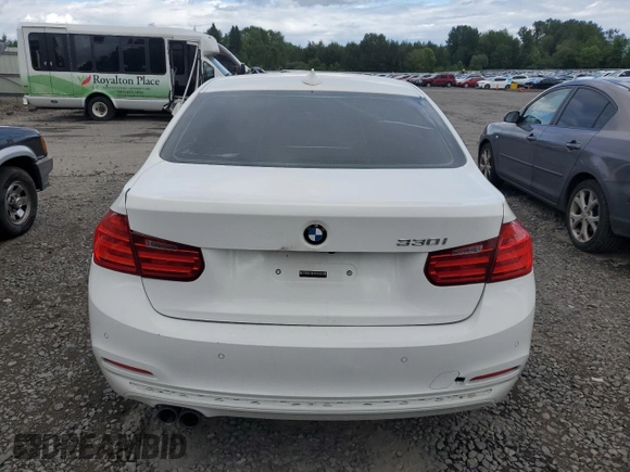2017 BMW 3 Series 330i z VIN WBA8B9G56HNU09148, wystawiony jako Copart lot #57826455 z przebiegiem 51 385 mil mil oraz Czysty tytuł • Clean title. Historia ofert i sprzedaży dostępna na DreamBid. Obrazek 6.
