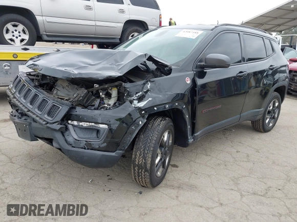 2018 Jeep Compass Trailhawk with VIN 3C4NJDDB3JT451658, listed as a IAAI auction lot 42087588 with 90,189 mi miles and . Bid and sale history available at DreamBid. Image 17.