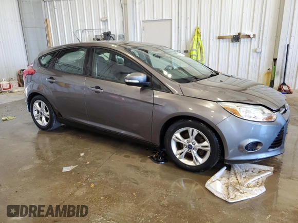 2014 Ford Focus SE with VIN 1FADP3K28EL188565, listed as a Copart auction lot 45162475 with 117,684 mi miles and Clean Title. Bid and sale history available at carsss.com. Image 4.