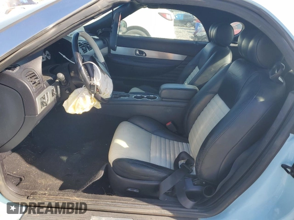 2003 Ford Thunderbird Deluxe z VIN 1FAHP60A73Y108590, wystawiony jako Copart lot #46895645 z przebiegiem Nie podano mil oraz Szkoda całkowita • Salvage title. Historia ofert i sprzedaży dostępna na DreamBid. Obrazek 7.