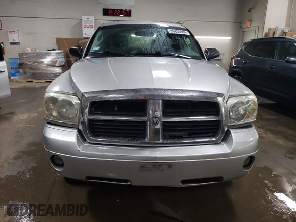 2005 Dodge Dakota SLT with VIN 1D7HE48K25S134365, listed as a Copart auction lot 86855904 with 151,533 mi miles and Salvage Title. Bid and sale history available at DreamBid. Image 5.