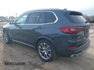 2020 BMW X5 xDrive40i with VIN 5UXCR6C07L9C57434, listed as a IAAI auction lot 41752267 with 41,790 mi miles. Bid and sale history available at carsss.com. Image 3.