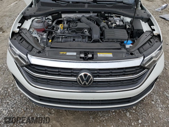 2024 Volkswagen Jetta SE with VIN 3VW7M7BU3RM061457, listed as a Copart auction lot 48192635 with 949 mi miles and Non repairable. Bid and sale history available at DreamBid. Image 11.