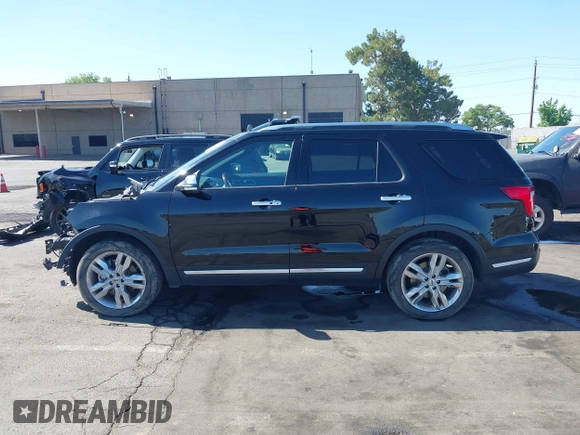 2018 Ford Explorer Platinum with VIN 1FM5K8HT0JGB32399, listed as a IAAI auction lot 42499905 with 51,345 mi miles and . Bid and sale history available at DreamBid. Image 15.