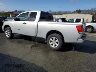 2011 Nissan Titan S z VIN 1N6AA0CJ1BN306259, wystawiony jako Copart lot #51219955 z przebiegiem 75 741 mil mil oraz Szkoda całkowita • Salvage title. Historia ofert i sprzedaży dostępna na DreamBid. Obrazek 2.