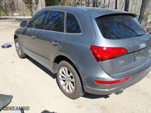 2016 Audi Q5 Premium with VIN WA1C2AFP9GA112330, listed as a IAAI auction lot 41652583 with 118,002 mi miles. Bid and sale history available at carsss.com. Image 3.