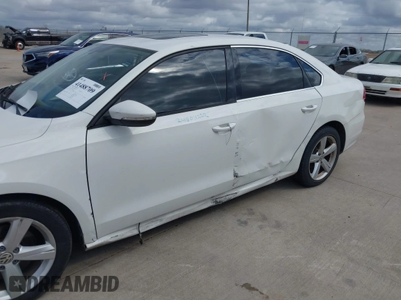2012 Volkswagen Passat SE с VIN 1VWBH7A38CC028566, выставлен на аукционе IAAI как лот 41488709 с пробегом 140 197 миль миль и . История ставок и продаж доступна на DreamBid. Изображение 6.