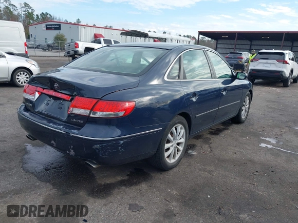 2006 Hyundai Azera SE with VIN KMHFC46F86A110023, listed as a IAAI auction lot 41427898 with 197,837 mi miles and . Bid and sale history available at DreamBid. Image 4.