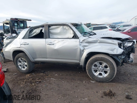 2022 Toyota 4Runner SR5 with VIN JTEMU5JR1N6008575, listed as a IAAI auction lot 41158760 with Not provided miles and . Bid and sale history available at DreamBid. Image 13.