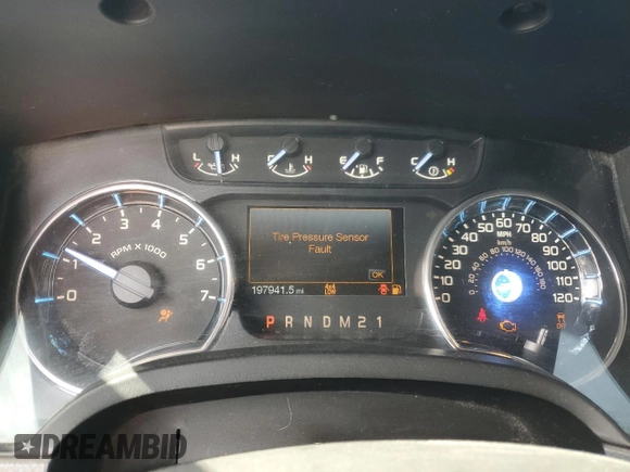 2011 Ford F-150 XLT z VIN 1FTFW1ET3BFC25031, wystawiony jako Copart lot #64101605 z przebiegiem 197 941 mil mil oraz Czysty tytuł • Clean title. Historia ofert i sprzedaży dostępna na DreamBid. Obrazek 9.