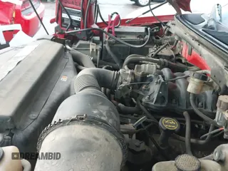 2001 Ford F-150 XL с VIN 1FTZX17291NB47096, выставлен на аукционе IAAI как лот 42669647 с пробегом Не указан миль и . История ставок и продаж доступна на DreamBid. Изображение 19.