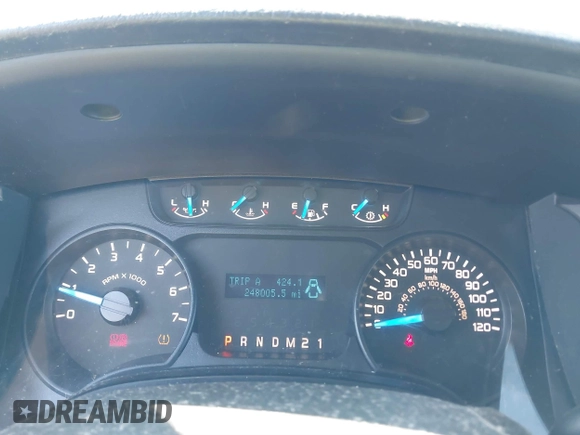 2014 Ford F-150 XL with VIN 1FTFX1CF3EKF27943, listed as a IAAI auction lot 41735025 with 248,005 mi miles. Bid and sale history available at carsss.com. Image 7.