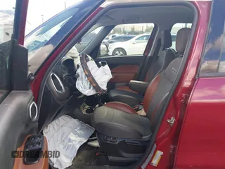 2016 FIAT 500L Trekking with VIN ZFBCFADH4GZ037918, listed as a IAAI auction lot 41436241 with 133,801 mi miles. Bid and sale history available at carsss.com. Image 5.