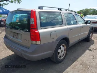 2002 Volvo V70 с VIN YV1SZ58D321053477, выставлен на аукционе IAAI как лот 42398826 с пробегом 109 570 миль миль и . История ставок и продаж доступна на DreamBid. Изображение 4.