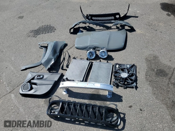 2022 Jeep Renegade Latitude with VIN ZACNJDB18NPN77583, listed as a Copart auction lot 56222315 with 21,551 mi miles and Salvage title. Bid and sale history available at DreamBid. Image 13.