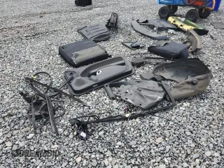 2017 Dodge Challenger SXT z VIN 2C3CDZAG4HH616975, wystawiony jako Copart lot #59321655 z przebiegiem 138 353 mil mil oraz Szkoda całkowita • Salvage title. Historia ofert i sprzedaży dostępna na DreamBid. Obrazek 12.