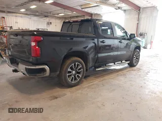 2022 Chevrolet Silverado 1500 LT with VIN 3GCUYDED2NG129499, listed as a IAAI auction lot 41965154 with 32,659 mi miles and . Bid and sale history available at DreamBid. Image 4.