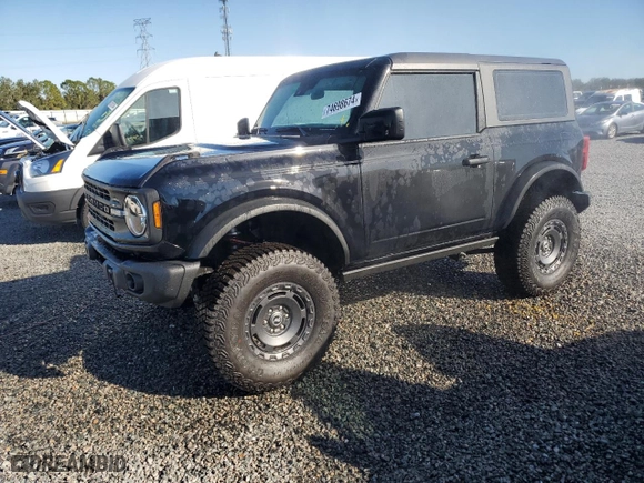 2023 Ford Bronco with VIN 1FMDE5AH2PLA91748, listed as a Copart auction lot 74698674 with 0 mi miles and Salvage Title. Bid and sale history available at carsss.com. Image 1.