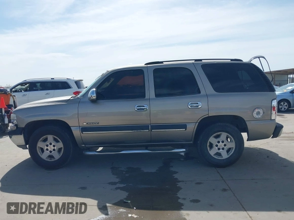 2003 Chevrolet Tahoe LS with VIN 1GNEC13V23R141539, listed as a IAAI auction lot 41812195 with 486,815 mi miles. Bid and sale history available at carsss.com. Image 15.