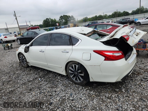 2017 Nissan Altima SV с VIN 1N4AL3AP5HC126024, выставлен на аукционе Copart как лот 62857045 с пробегом Не указан миль и Списание • Salvage title. История ставок и продаж доступна на DreamBid. Изображение 2.