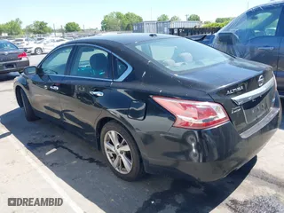 2013 Nissan Altima 2.5 SV with VIN 1N4AL3AP4DC183454, listed as a IAAI auction lot 42060944 with 126,896 mi miles. Bid and sale history available at carsss.com. Image 3.