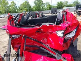 2019 Chevrolet Blazer z VIN 3GNKBBRA8KS689220, wystawiony jako IAAI lot #42340406 z przebiegiem 91 187 mil mil oraz . Historia ofert i sprzedaży dostępna na DreamBid. Obrazek 17.