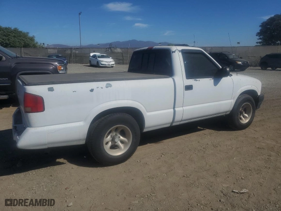 1996 GMC Sonoma with VIN 1GTCS1440T8511854, listed as a Copart auction lot 77142704 with 165,671 mi miles and Clean Title. Bid and sale history available at carsss.com. Image 3.