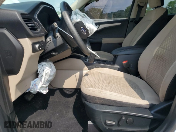 2020 Ford Escape SE with VIN 1FMCU0G68LUC12424, listed as a Copart auction lot 59715325 with 106,570 mi miles and Salvage title. Bid and sale history available at DreamBid. Image 7.