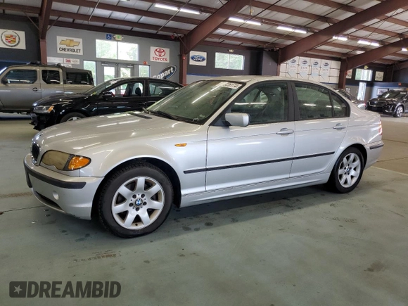 2003 BMW 3 Series 325xi with VIN WBAEU33493PH89898, listed as a Copart auction lot 70928174 with 123,357 mi miles and Clean Title. Bid and sale history available at carsss.com. Image 1.