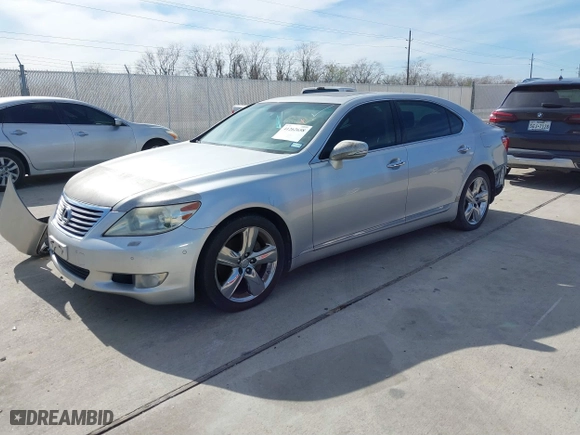 2010 Lexus LS 460 L with VIN JTHGL5EF4A5041475, listed as a IAAI auction lot 41262658 with NaN miles. Bid and sale history available at carsss.com. Image 17.