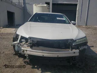 2015 Acura TLX Technology with VIN 19UUB2F55FA001885, listed as a Copart auction lot 61438755 with 117,800 mi miles and Salvage title. Bid and sale history available at DreamBid. Image 5.