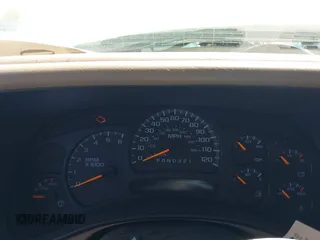 2007 Chevrolet Silverado 1500HD LS z VIN 1GCGK13UX7F199725, wystawiony jako IAAI lot #42098940 z przebiegiem Nie podano mil oraz . Historia ofert i sprzedaży dostępna na DreamBid. Obrazek 7.