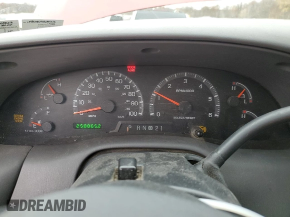 2000 Ford F-150 XL with VIN 1FTRX18W5YNA95056, listed as a Copart auction lot 78716134 with 258,865 mi miles and Salvage Title. Bid and sale history available at carsss.com. Image 9.