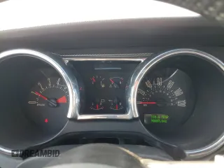 2008 Ford Mustang Deluxe with VIN 1ZVHT84N985110250, listed as a Copart auction lot 60980035 with 90,603 mi miles and Clean title. Bid and sale history available at DreamBid. Image 9.