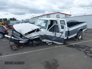 1996 Ford F-250 z VIN 1FTHX26F8TEB61614, wystawiony jako IAAI lot #42255763 z przebiegiem Nie podano mil oraz . Historia ofert i sprzedaży dostępna na DreamBid. Obrazek 21.