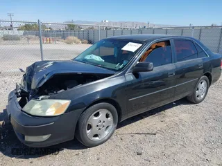2004 Toyota Avalon XL with VIN 4T1BF28B14U380694, listed as a IAAI auction lot 42022929 with 328,255 mi miles and . Bid and sale history available at DreamBid. Image 2.