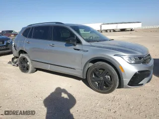 2023 Volkswagen Tiguan SE R-Line Black with VIN 3VVCB7AX0PM107991, listed as a Copart auction lot 44247355 with 19,622 mi miles and Clean Title. Bid and sale history available at carsss.com. Image 4.