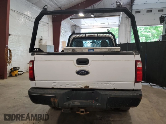 2015 Ford F-250 XLT with VIN 1FTBF2B63FEC85857, listed as a Copart auction lot 59129435 with 175,868 mi miles and Clean title. Bid and sale history available at DreamBid. Image 6.
