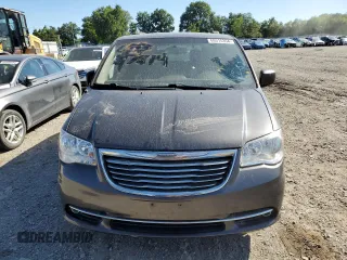 2016 Chrysler Town & Country Touring with VIN 2C4RC1BG1GR156305, listed as a Copart auction lot 69315354 with 99,075 mi miles and Clean Title. Bid and sale history available at DreamBid. Image 5.