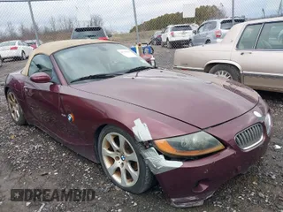 2004 BMW Z4 2.5i with VIN 4USBT33544LS50607, listed as a IAAI auction lot 42055929 with 156,585 mi miles. Bid and sale history available at carsss.com. Image 1.