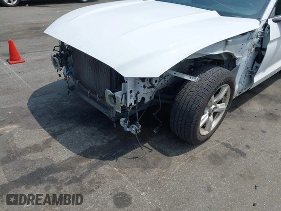 2017 Ford Mustang V6 с VIN 1FA6P8AM0H5270159, выставлен на аукционе IAAI как лот 42312486 с пробегом 43 352 миль миль и . История ставок и продаж доступна на DreamBid. Изображение 6.