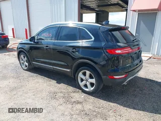 2017 Lincoln MKC Premiere с VIN 5LMCJ1C91HUL49790, выставлен на аукционе IAAI как лот 42422005 с пробегом 99 093 миль миль и . История ставок и продаж доступна на DreamBid. Изображение 3.