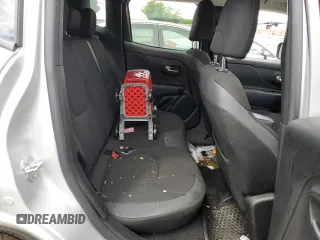 2020 Jeep Renegade Latitude z VIN ZACNJBBB2LPL29503, wystawiony jako Copart lot #72310784 z przebiegiem 61 856 mil mil oraz Szkoda całkowita • Salvage title. Historia ofert i sprzedaży dostępna na DreamBid. Obrazek 11.