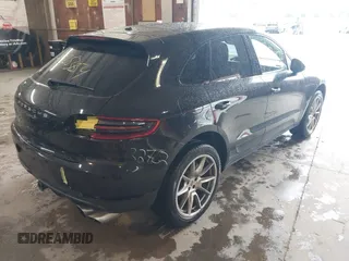 2018 Porsche Macan S with VIN WP1AB2A55JLB32335, listed as a IAAI auction lot 42253854 with 89,979 mi miles and . Bid and sale history available at DreamBid. Image 4.