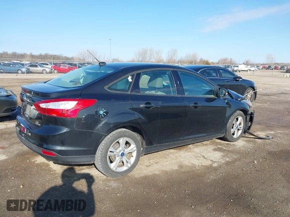 2013 Ford Focus SE with VIN 1FADP3F28DL260843, listed as a IAAI auction lot 41889090 with 131,636 mi miles. Bid and sale history available at carsss.com. Image 4.