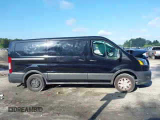 2020 Ford Transit Cargo с VIN 1FTYE1Y82LKA27357, выставлен на аукционе IAAI как лот 42398747 с пробегом Не указан миль и . История ставок и продаж доступна на DreamBid. Изображение 13.
