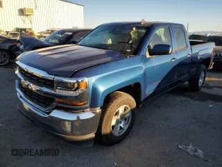 2017 Chevrolet Silverado 1500 LT with VIN 1GCRCREH1HZ333459, listed as a Copart auction lot 78846644 with 110,035 mi miles and Salvage Title. Bid and sale history available at DreamBid. Image 1.