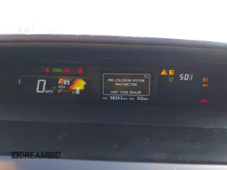 2017 Toyota Prius Two z VIN JTDZN3EUXHJ062209, wystawiony jako IAAI lot #41319148 z przebiegiem 98 263 mil mil oraz . Historia ofert i sprzedaży dostępna na DreamBid. Obrazek 7.