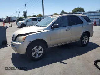 2005 Kia Sorento LX with VIN KNDJD733955420731, listed as a Copart auction lot 49480265 with 183,499 mi miles and Salvage Title. Bid and sale history available at carsss.com. Image 1.
