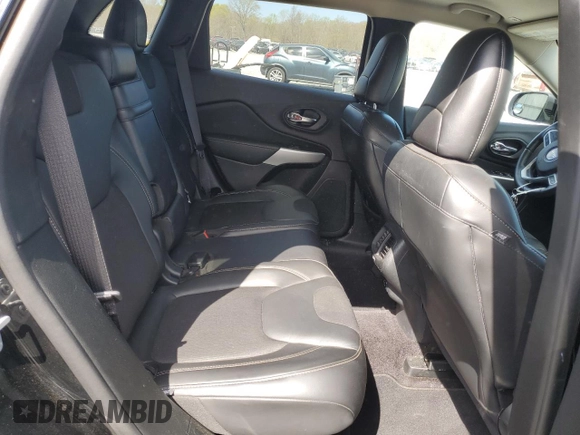 2018 Jeep Cherokee Latitude Plus with VIN 1C4PJLLB6JD553255, listed as a Copart auction lot 50999745 with 95,828 mi miles and Clean Title. Bid and sale history available at DreamBid. Image 11.